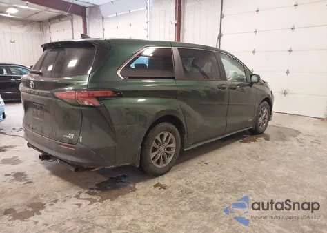 2021 Toyota Sienna Le from USA, damaged, VIN 5TDKSKFC5MS006315